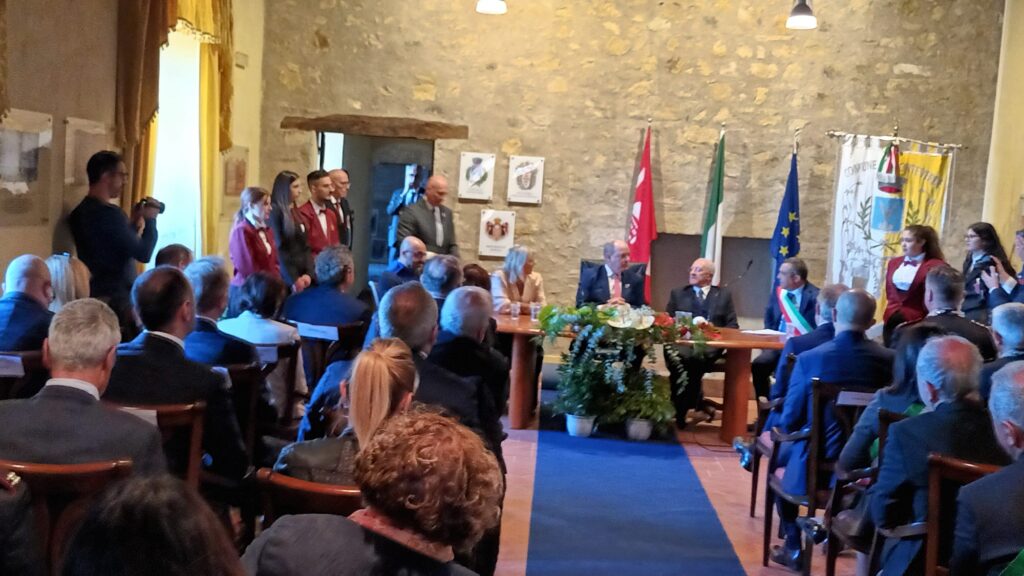 Gli studenti del Vanvitelli accolgono il Principe Alberto di Monaco